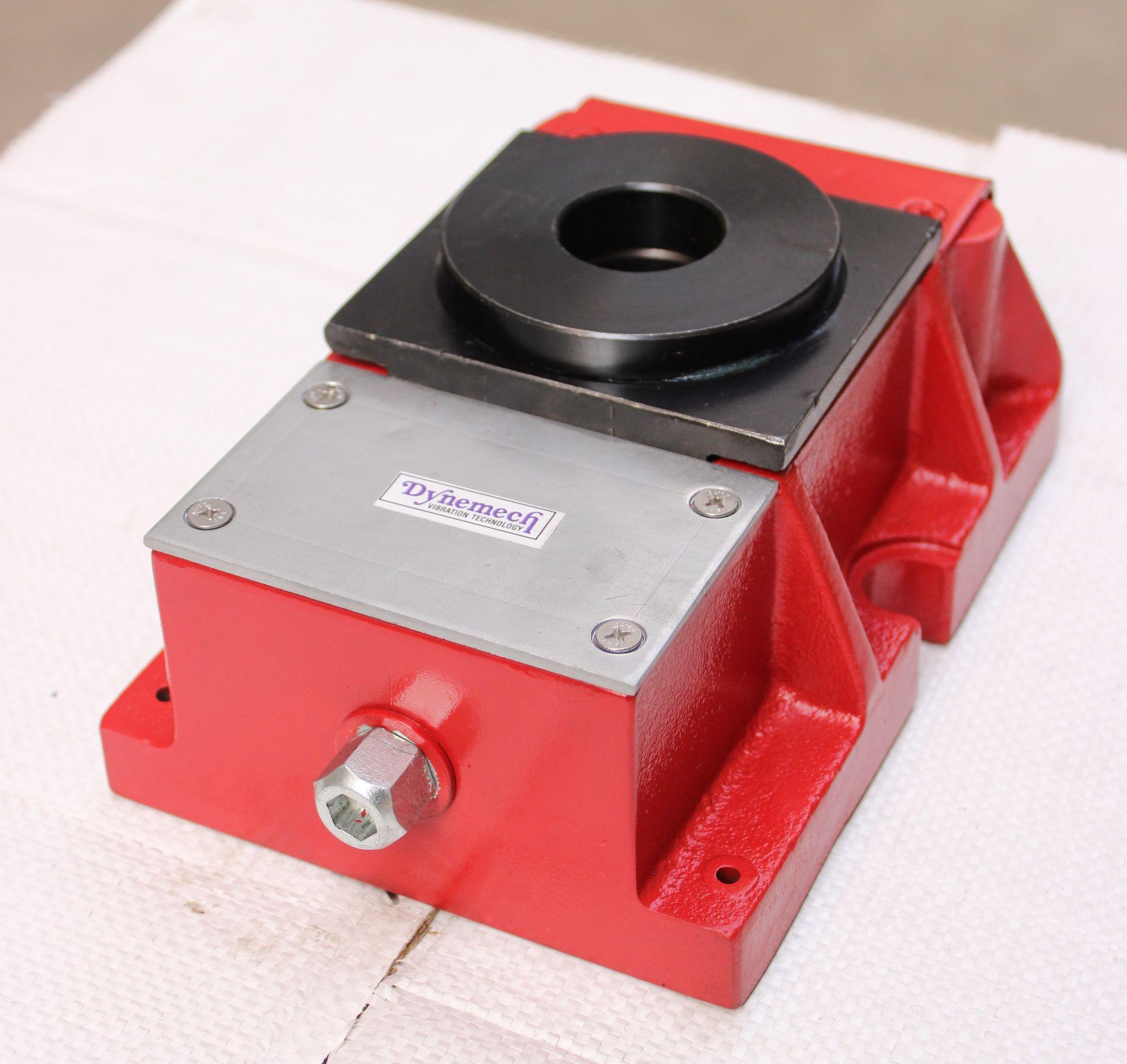 Precision Levelling Mounts